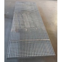 Решетчатый прессованный настил P 33x11 / 30x5 мм Ст3 СТО 23083253-003-2008