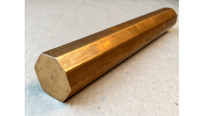 шестигранник бронзовый 10 мм БрКМц3-1 купить в Владимире