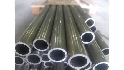 трубу стальную нефтепроводную 60x11 мм Ст20 купить в Владимире