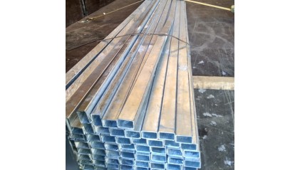 трубу профильную прямоугольную Б/Ш оцинкованную 100x40x5 мм 09Г2С купить в Владимире