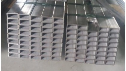 трубу нержавеющую профильную Б/Ш прямоугольную 30x10 2,5 мм AISI 321 купить в Владимире