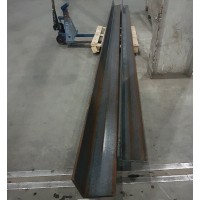 Уголок стальной горячекатаный равнополочный 20x20x3 мм С235 ГОСТ 8509-93